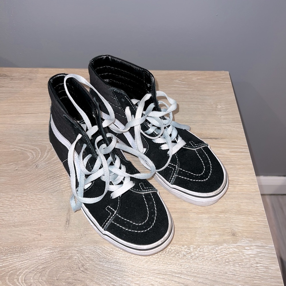 Size 6 High Top Vans